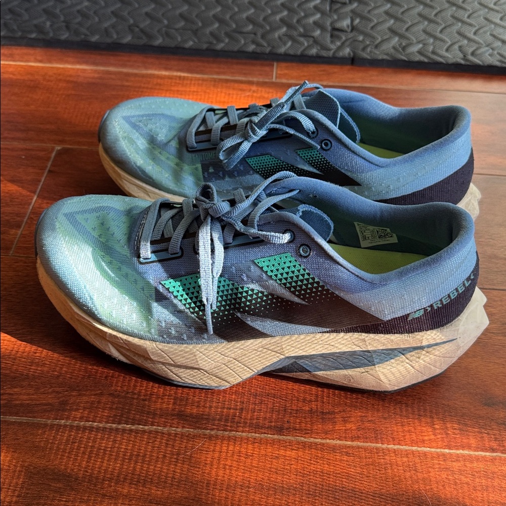 New Balance FuelCell Rebel V4 Heron Blue - Men’s 8.5